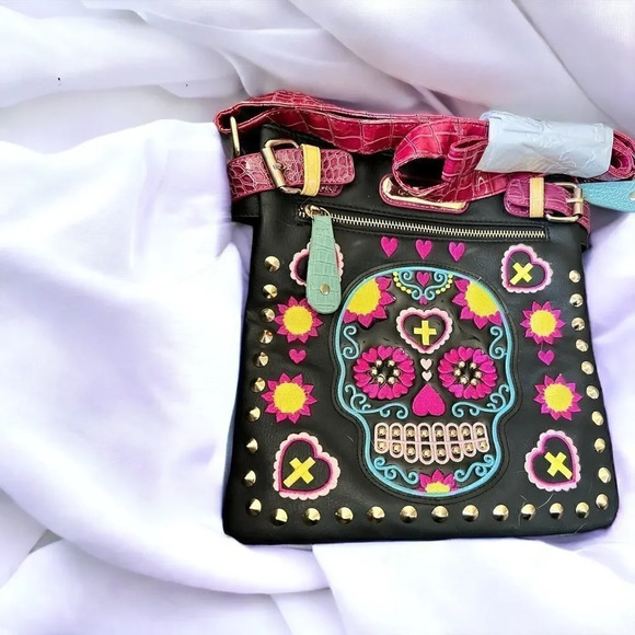 COCOS Rico skull crossbody purse - Picture 5 of 8